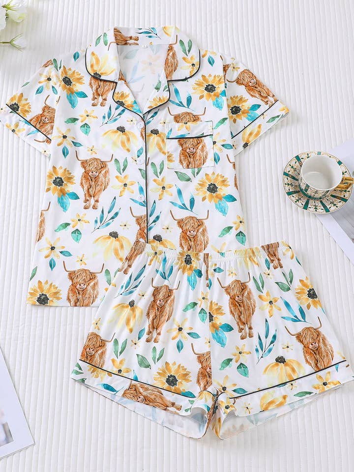 Conjunto de Pijama con Estampado de Girasol y Vaca Highland para venta al por mayor de Tickled Teal