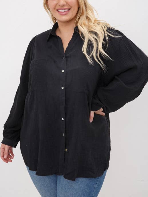 PLUS LA GAZE BOUTONNÉE VERS LE BAS MANCHES BOUFFANTES CHEMISIER HAUT pour la vente par Pink Irene Wholesale