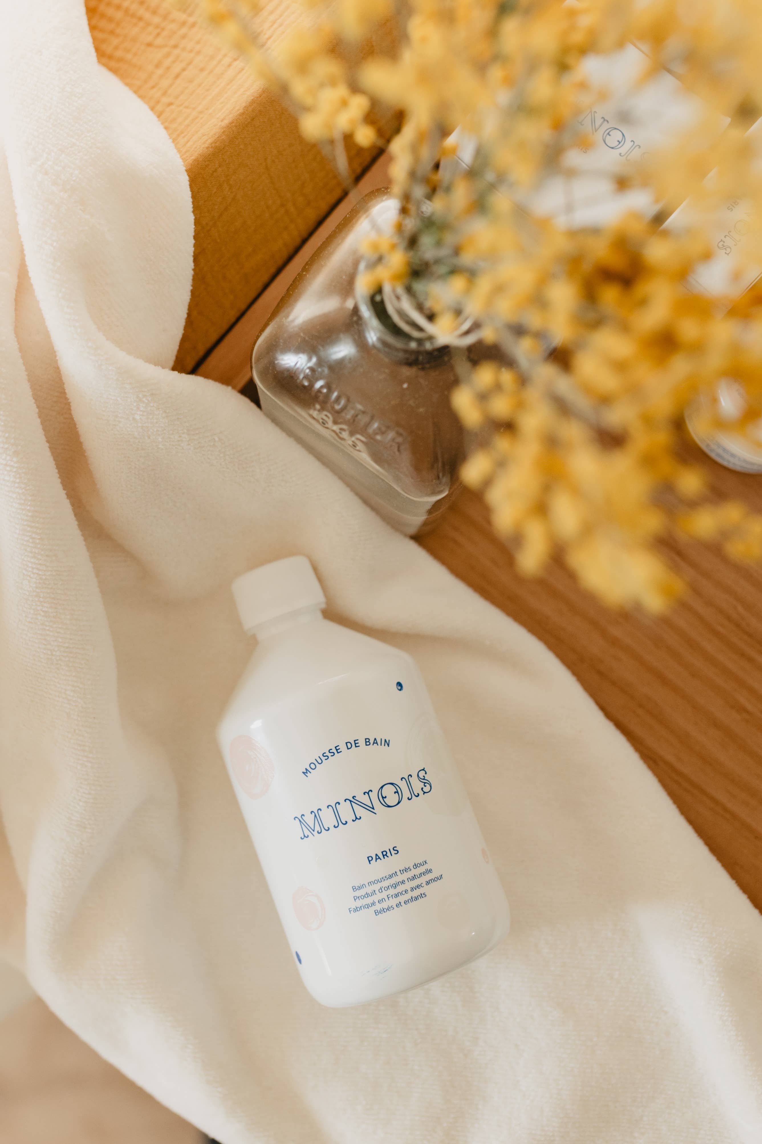 Minois Paris - Wholesale Body Wash/Shower Gel - Kids & Baby - Bath foam  
Very gentle bubble bath for babies and children4