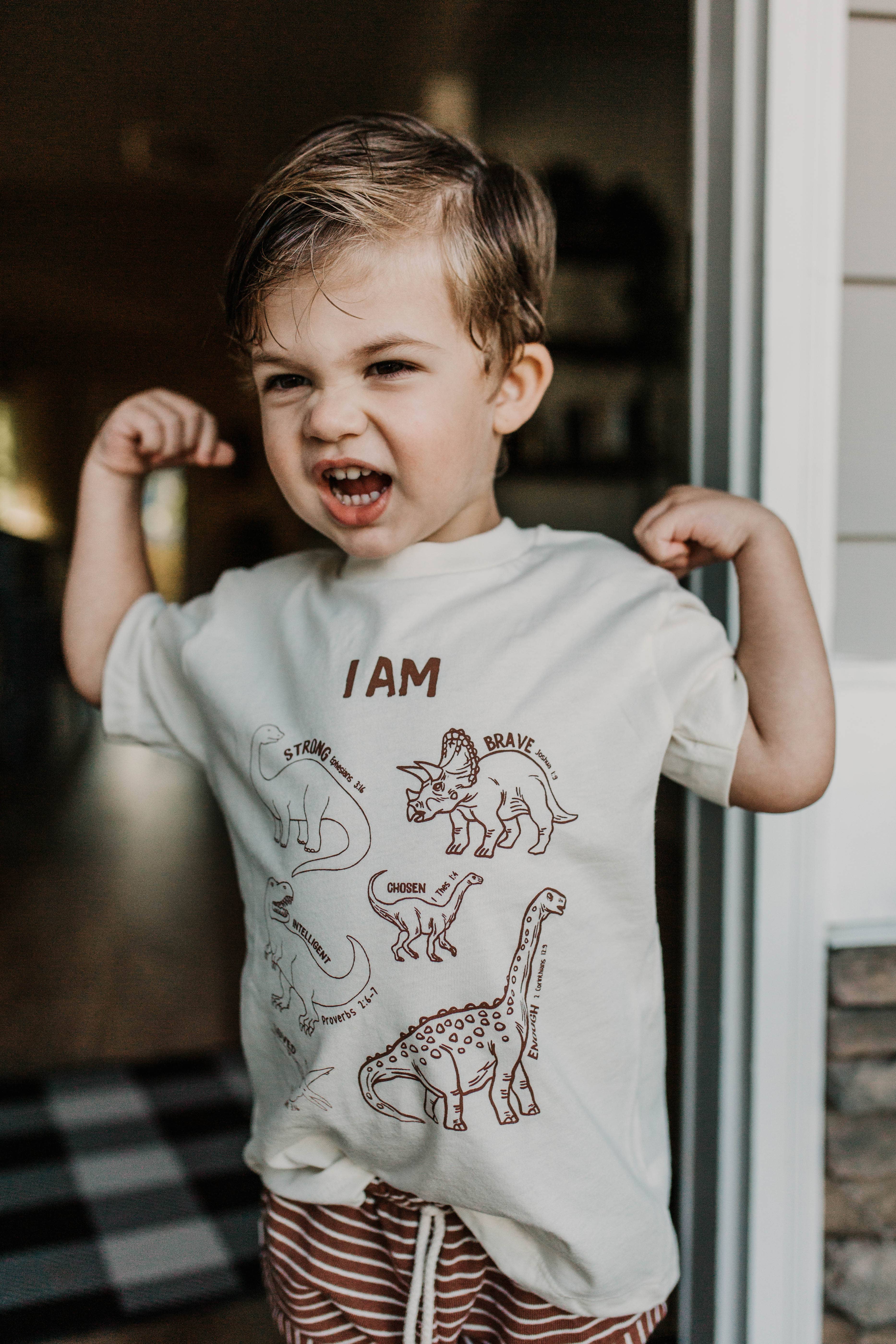 Little & Brave - Vente T-shirt sérigraphié – enfant - T-shirt pour enfants Dino Affirmations chrétiennes4