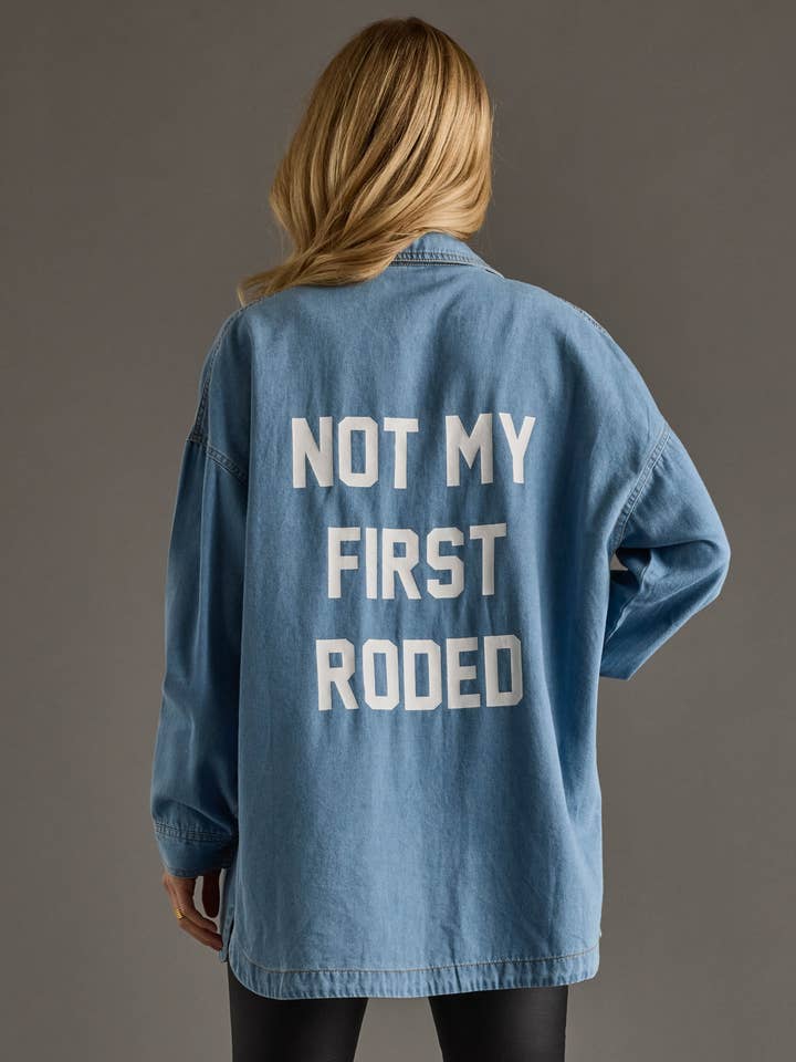 Nicht mein erstes Rodeo Hemd für den Großhandel von Panache Apparel Co.