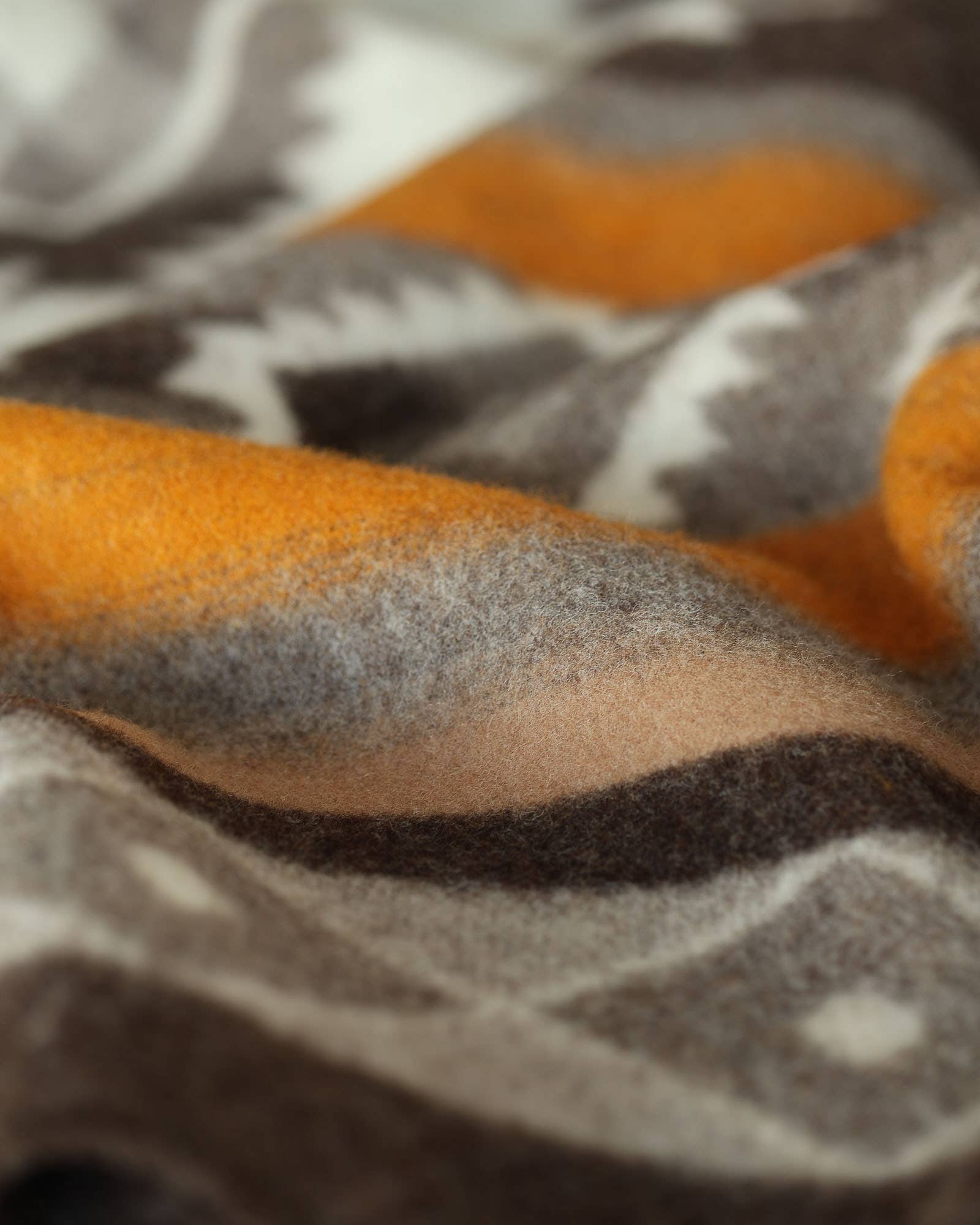 MoST - Wholesale Bedding Blanket - Wool bed Blanket TRIBE - double - bronze1