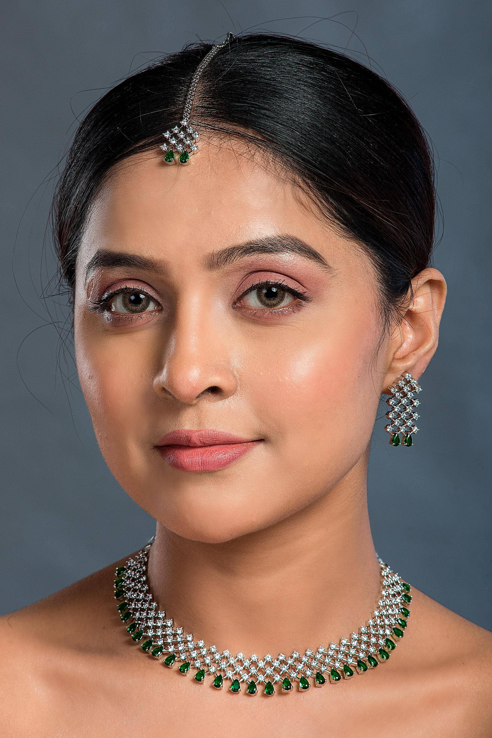 Vastrabhushan – wholesale Jewellery set – Elegant American Diamond Green Bridal Necklace Set4