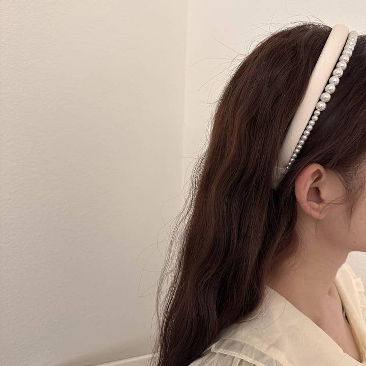 XO Fashion - Wholesale Fashion Headband - Women's - HB7105 Mercerized Satin Chanel Style Elegant Pearl Headband4