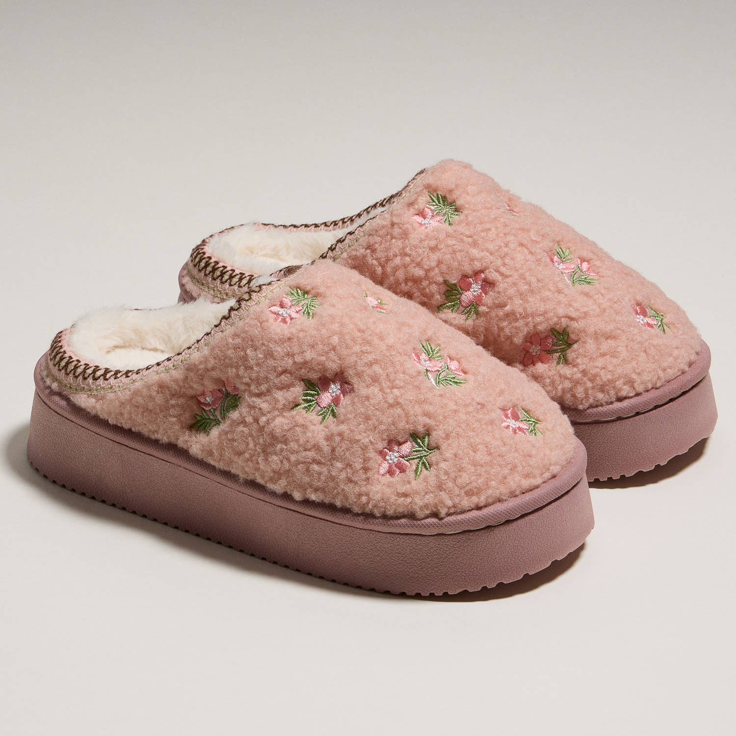 Frem - Wholesale Slippers - Women's - Embroidered Floral Indoor Slippers with Soft Fleece Lining for Christmas Gift8