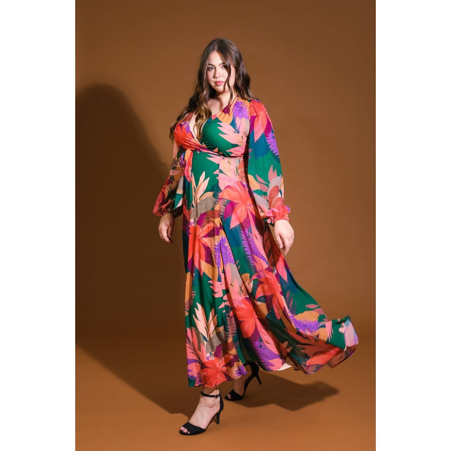 GREEN PLUS PRINTED WOVEN SURPLICE NECKLINE MAXI DRESS  for wholesale on Faire2