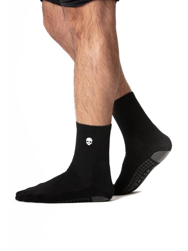 Arebesk - Wholesale Socks - Men's - Skull and Bones Grip Sock- Men's