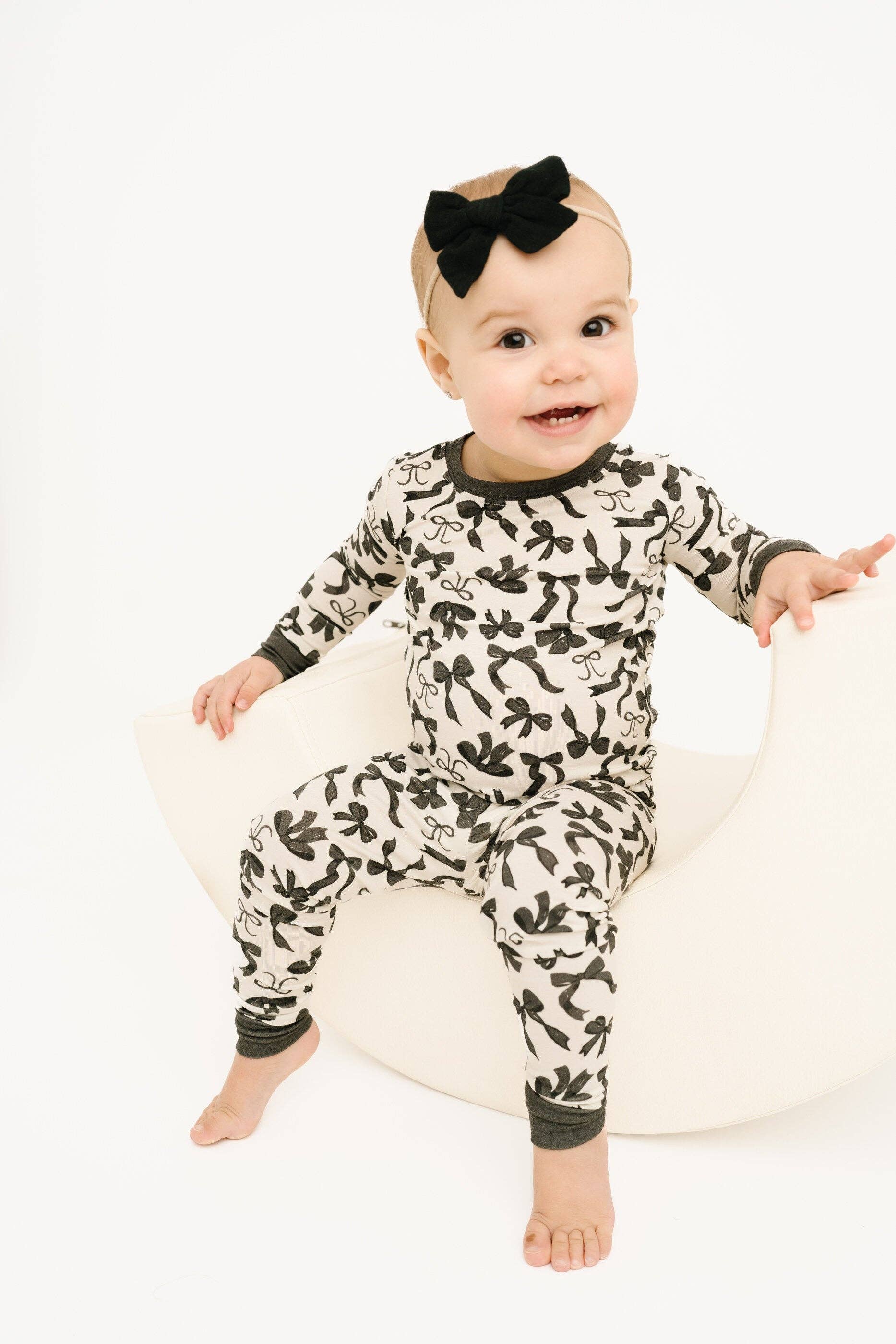 Little One Shop - Wholesale Sleepwear Set - Kids - Monochrome Bows Bamboo Set8