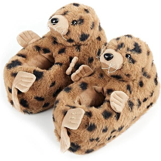 Atlas the Harbor Seal | Kids' Funny Plush Slippers for wholesale by Oooh Yeah/Sock It Up/Oooh Geez Slippers