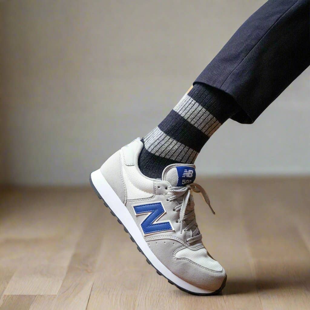 KLUE – Engroshandel Strømper - Unisex – KLUE Merinouldstrømper med Striber | Navy og Grå1