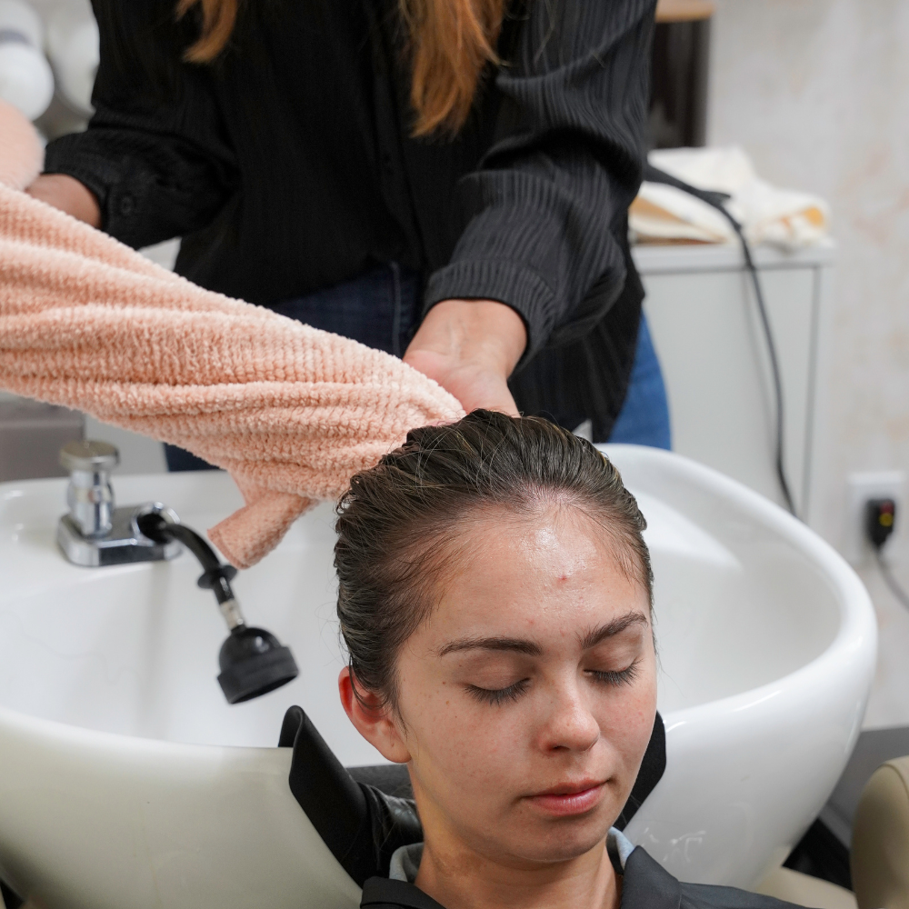 VOLO Back Bar Hair Towel 6-Pack Cloud Pink for wholesale on Faire2