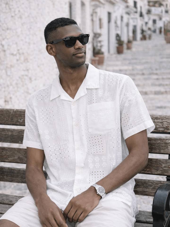 Short-sleeved shirt in white embroidered cotton for wholesale by Yellow Skin