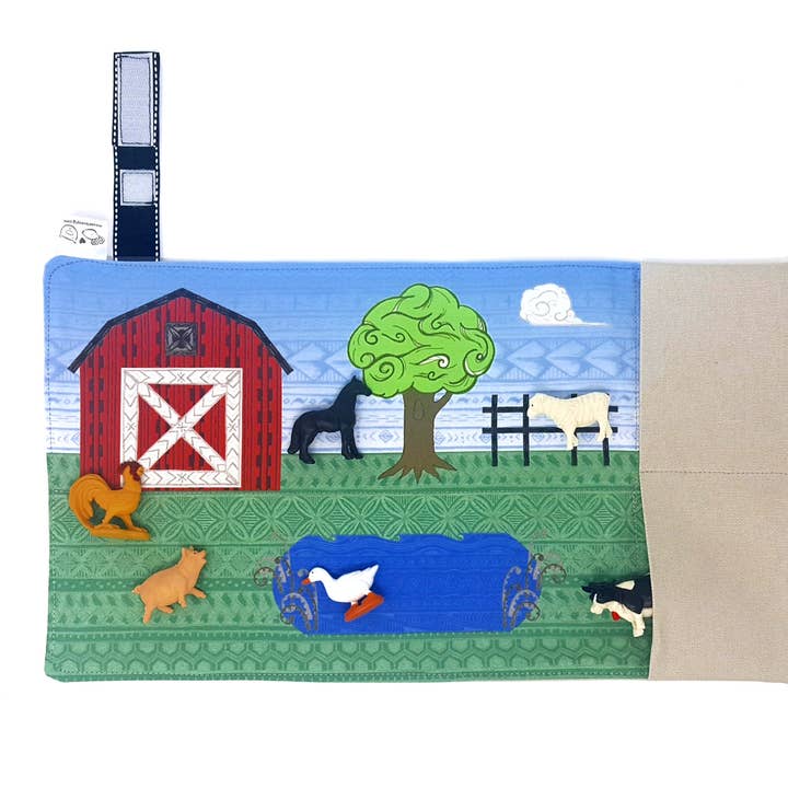 Tiny Worlds™ Speelmat voor reisspeelgoed - Boerderij voor wholesale door Mouse Loves Pig