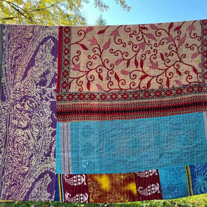 Hopes Unlimited - Wholesale Throw Blanket - Sari Kantha Throw Blanket1