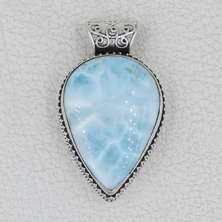 Colgante de plata de ley con larimar en forma de pera para venta al por mayor de Silvex Jewelry