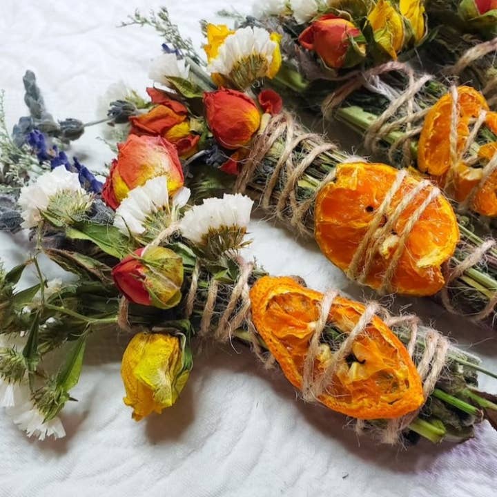 CharlieHaze - Wholesale Sage Bundle - Lavender, Mint, Orange Spring Smudge Stick