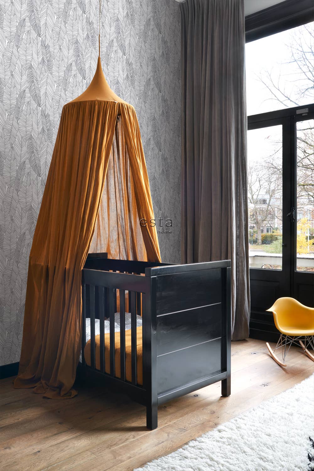 The Design Department b.v. - Wholesale Wallpaper - Wallpaper Pen Drawn Leaves7