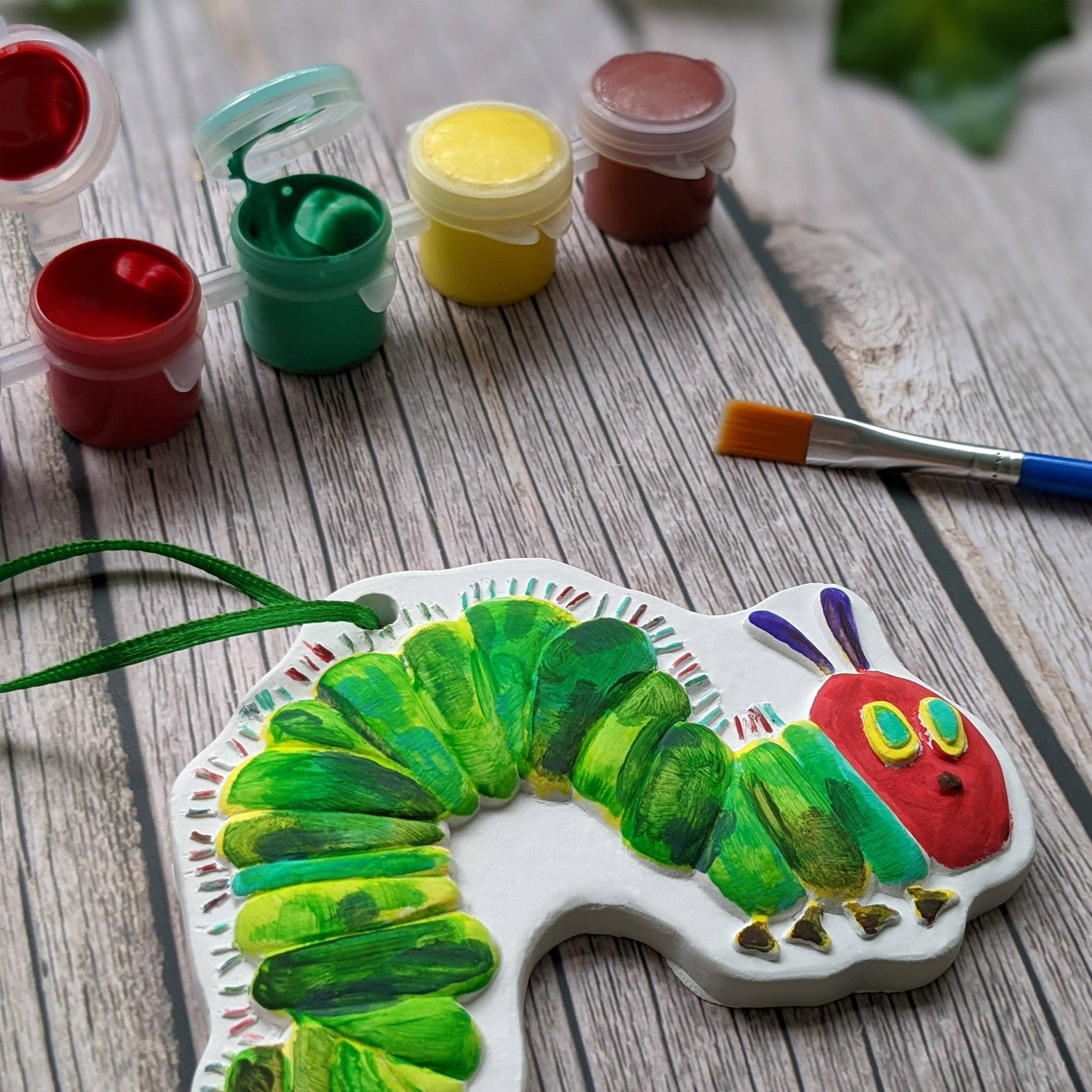 Robert Frederick Ltd - Vente Set de coloriage – enfant et bébé - Ensemble d'activités artistiques pour enfants The Very Hungry Caterpillar, comprenant des peintures, des crayons et des autocollants2