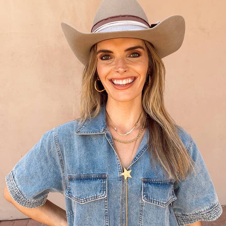 Star bolo necklace and other Purchase Wholesale bolsas reciclables. Free Returns & Net 60 Terms on Faire trending on Faire.