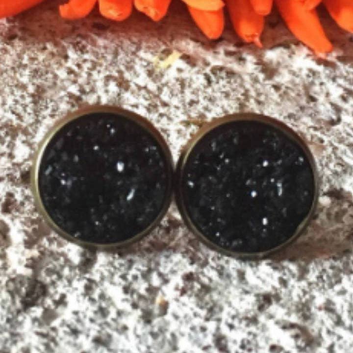 Brincos pretos Druzy Stud, 12mm Black Druzy, brincos pretos por atacado de Polka Dot Drawer
