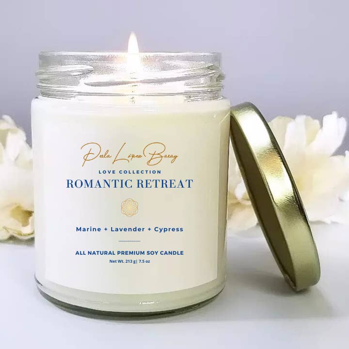 Romantic Retreat - 9 oz Clear Glass All Natural Soy Candle for wholesale by Perla López Baray