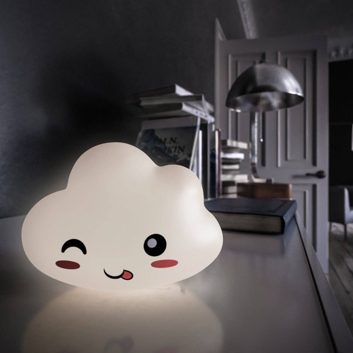 doe Beauty - Wholesale Night Light - Cheeky Cloud Lamp Rechargeable Night Light & Decor1