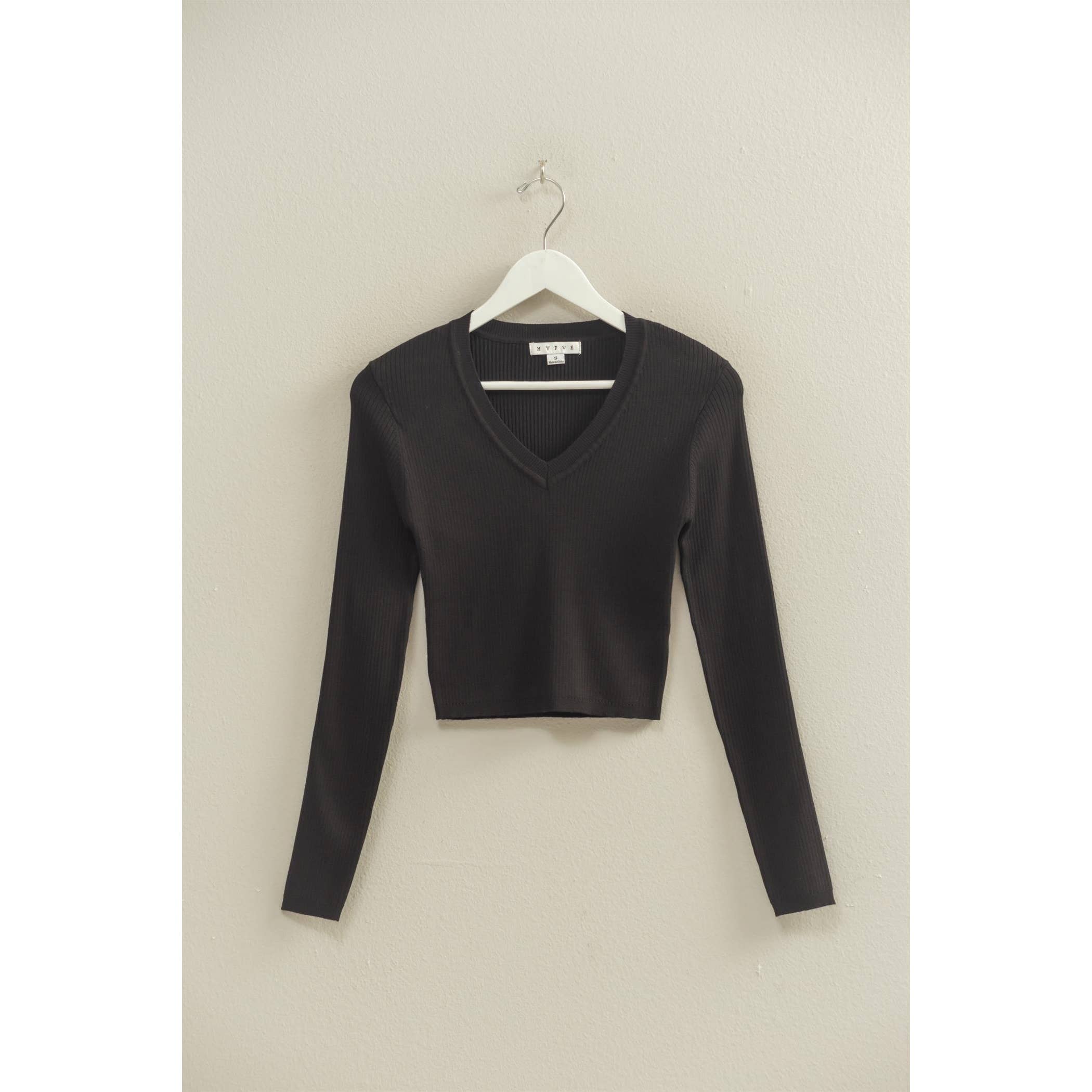 HYFVE - Wholesale Knit Sweater - Women's - V-Neck Fitted Sweater0