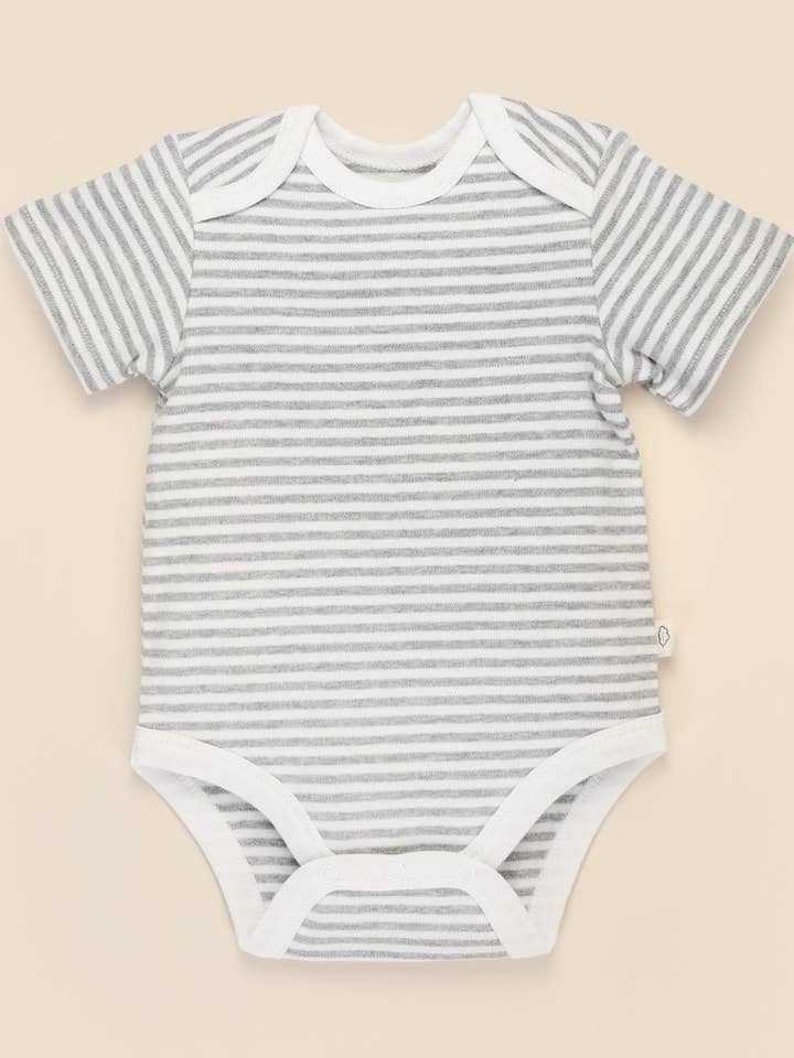 Comfy baby short sleeve bodysuit - Grey stripes for wholesale by Lūmmi in Colour Babywear