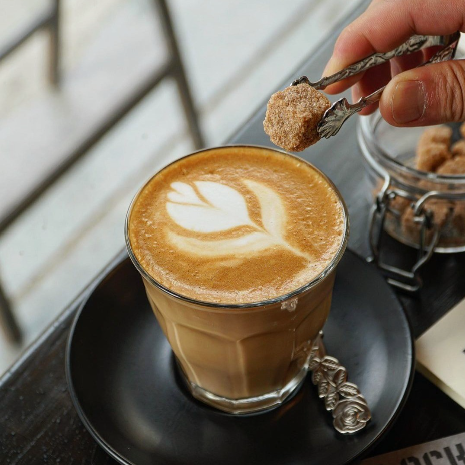 Gourmet Food Solutions, Inc. - Wholesale Sugar/Sweetener - Brown Sugar Cubes | La Perruche, 8.8oz8