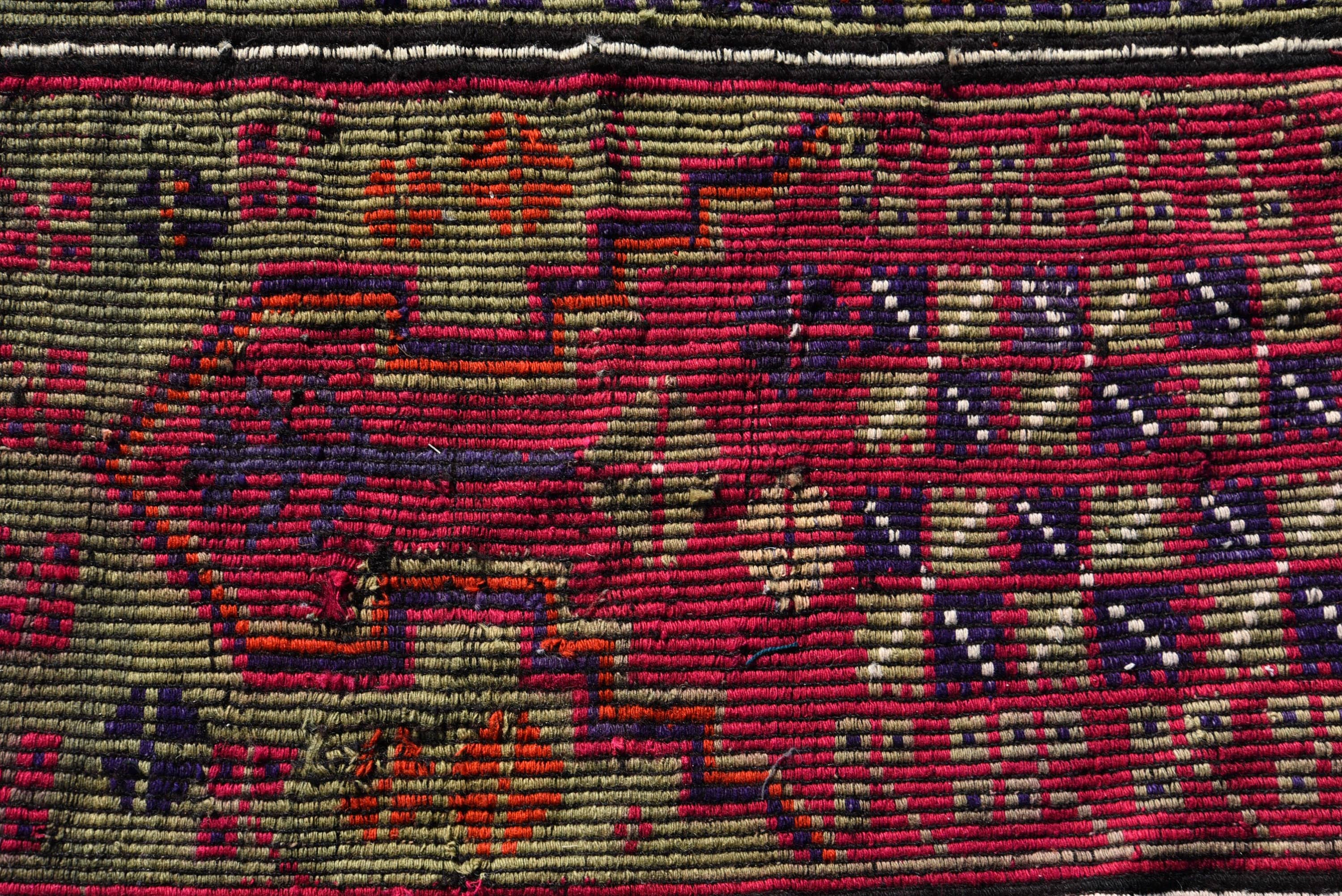 The Loom Wholesale – wholesale Rug pad – Handwoven Wool Rug, Red & Green Geometric Design5