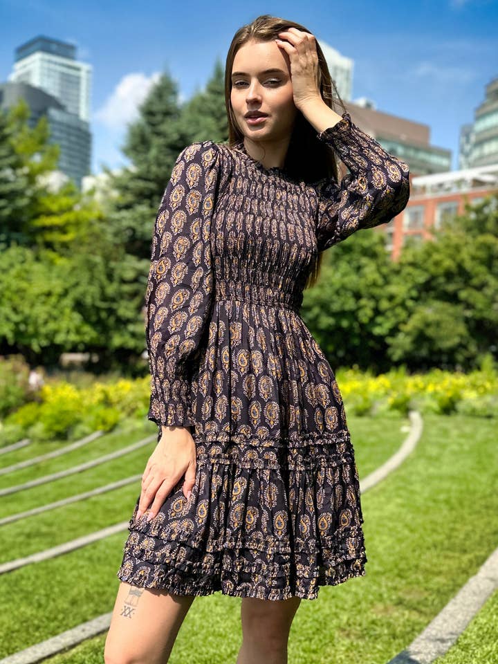 Robe Serenity pour la vente par Zeaberg