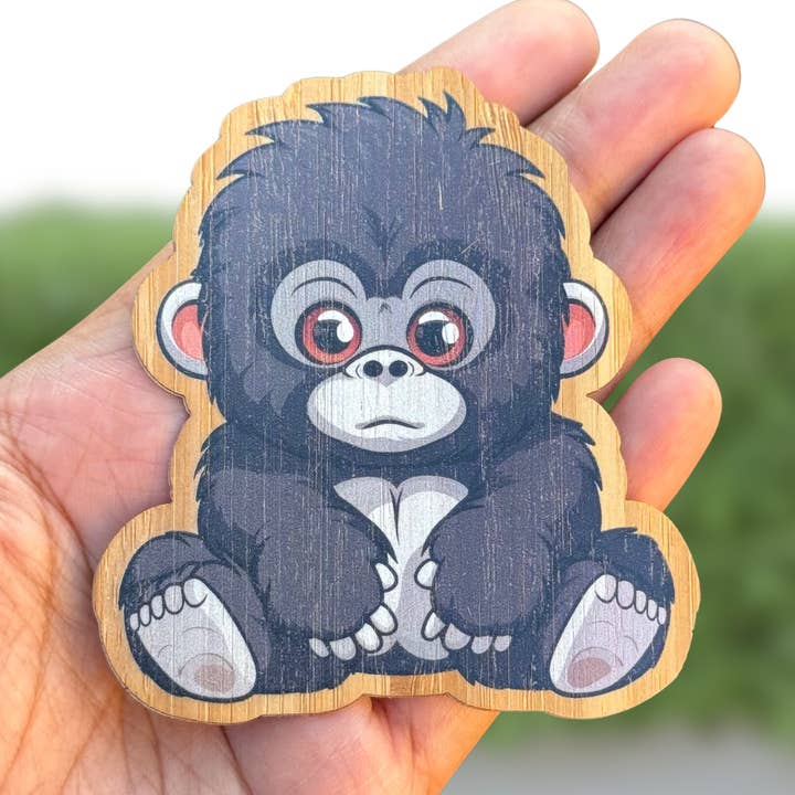 Autocollant en bois de bambou « GORILLA » - Joli autocollant en bambou avec un animal pour la vente par AFK Design Co