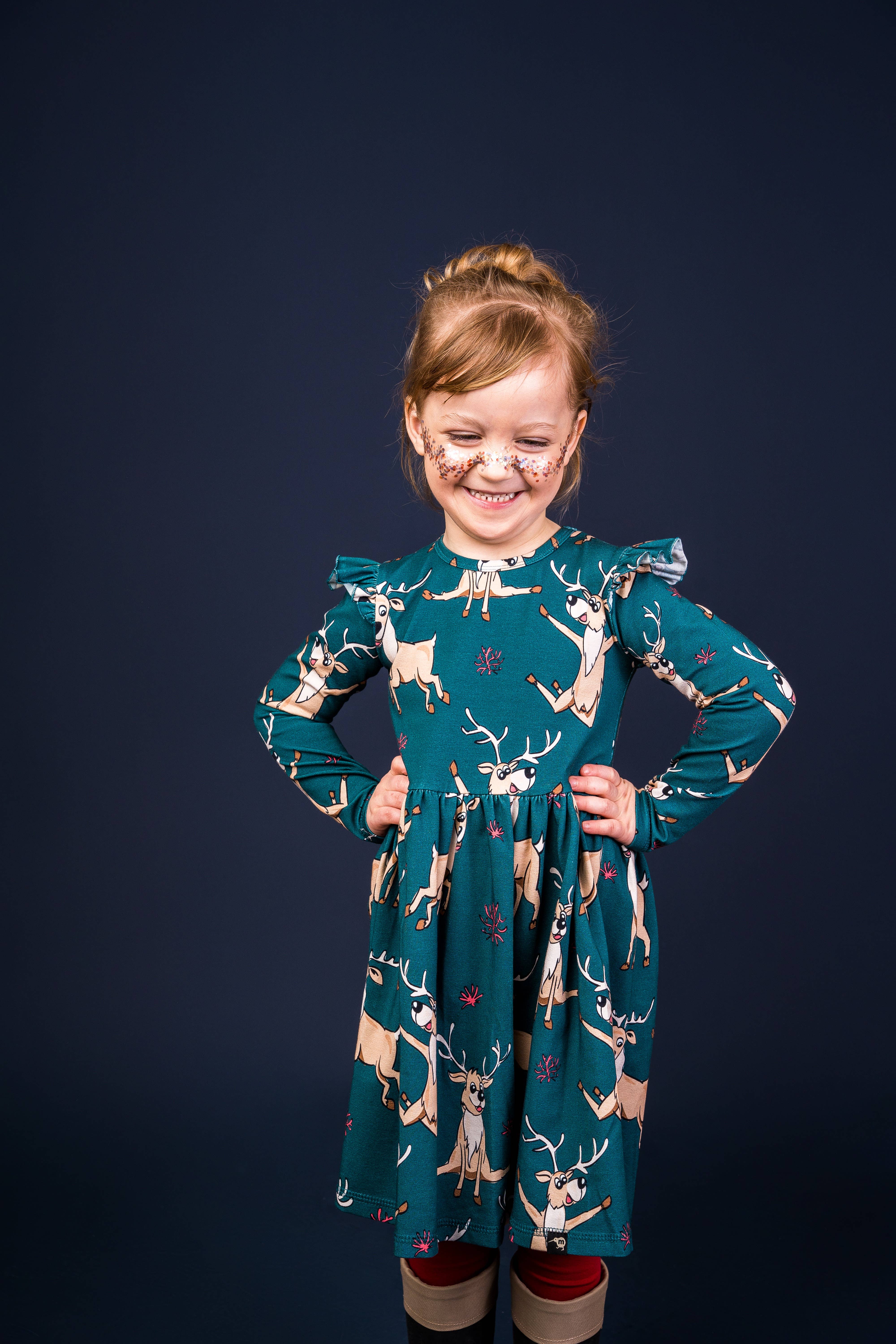 Mullido – Großhandel Kleid – Kinder – RENTIER - DAS GERAFFTE KLEID - AW247