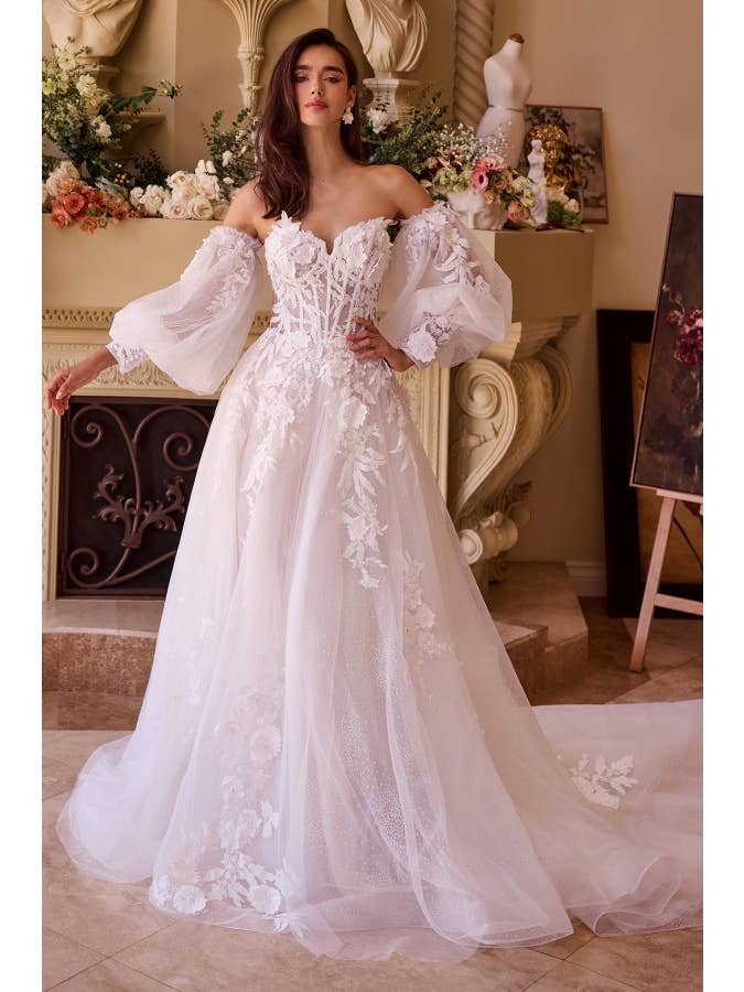 Off Weiß HOCHZEITS-BALLKLEID MIT SPITZENAPPLIKATION
für den Großhandel auf Faire
