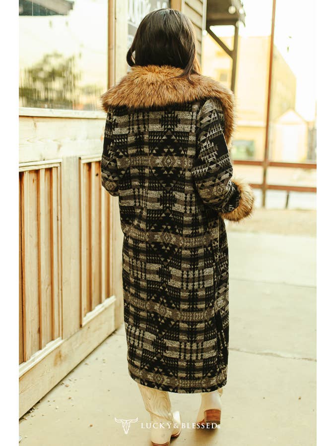 LUCKY & BLESSED - Wholesale Fur/Faux Fur Coat - Women's - Grey Black Aztec W Fur Collar & Sleeves Hem Long Coat
