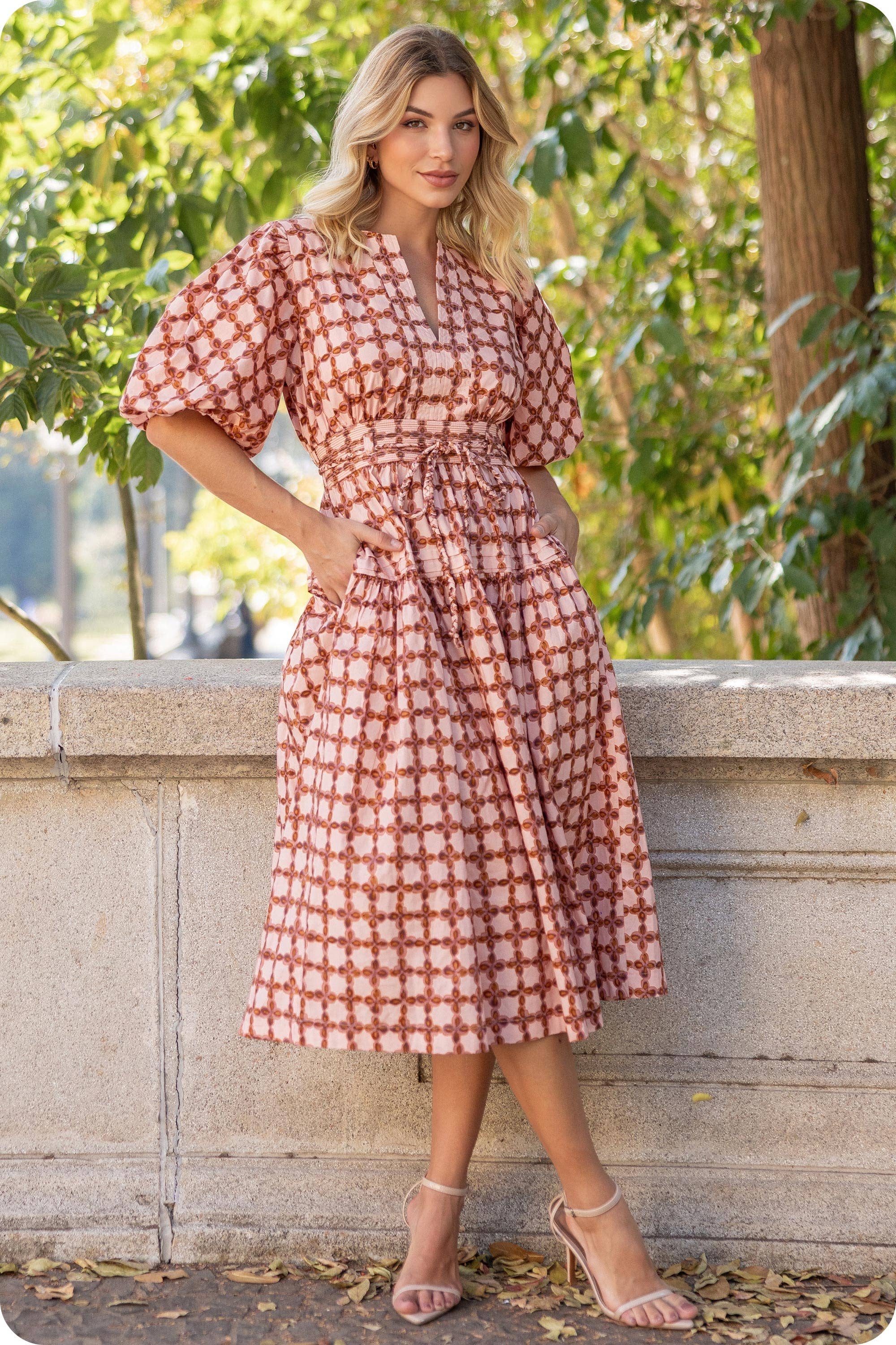 Multi Abito midi con maniche a sbuffo stampato Chainlink in vendita all'ingrosso su Faire0