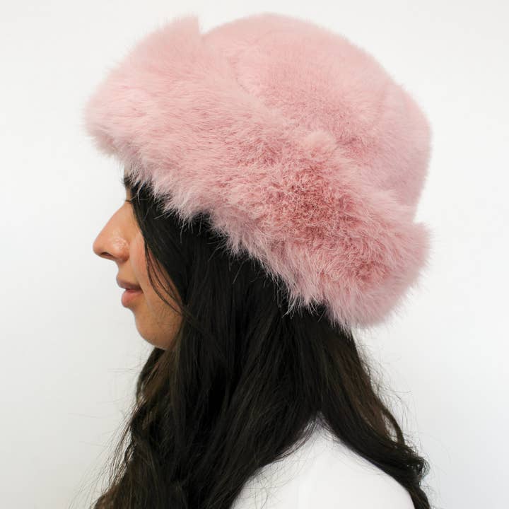 Bonnet en fourrure | Rose pour la vente par La-a SOLE
