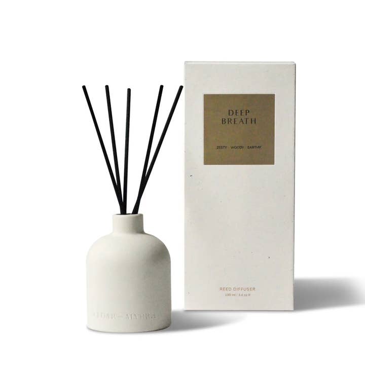 Diffuseur Deep Breath Reed pour la vente par Cedar and Myrrh