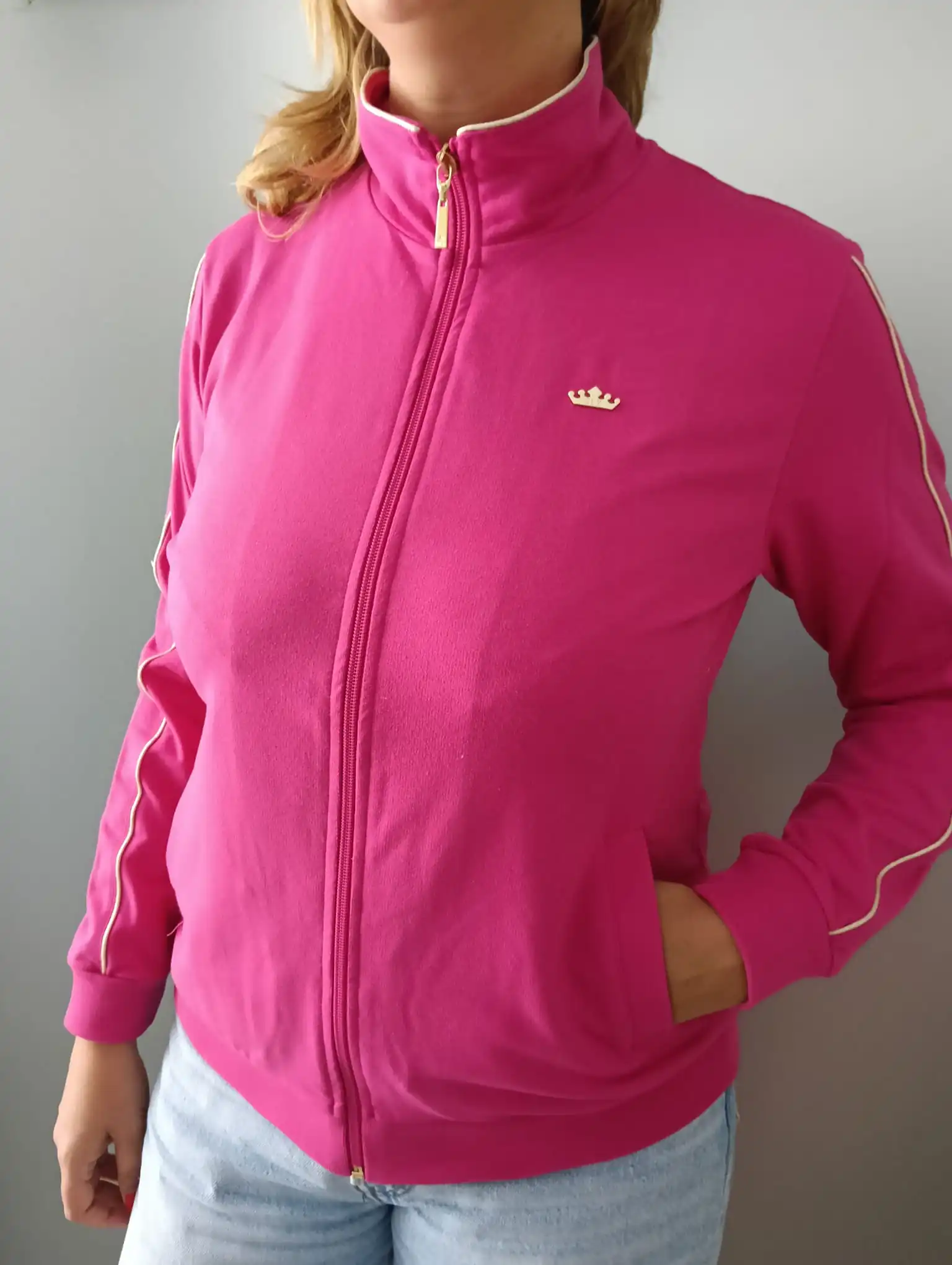SPORT LUXURY - Wholesale Athletic Jacket - Women's - Jacket With Gold Piping on Collar and Sleeve4