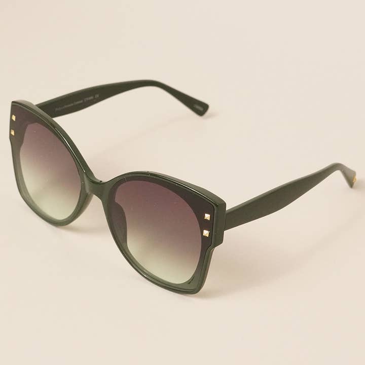 ASSORTED COLOR Sleek Modern Super Cat Eye Sunglasses for wholesale on Faire6