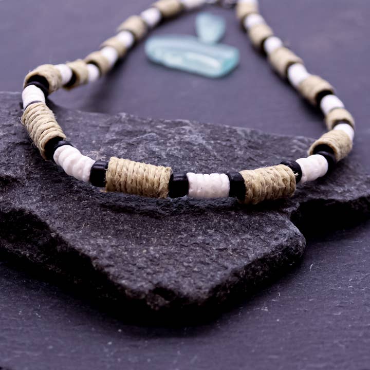 Natalia - Wholesale Choker/Collar - Summer Beach Hemp and Puka Shell Necklace Choker for Men- PC