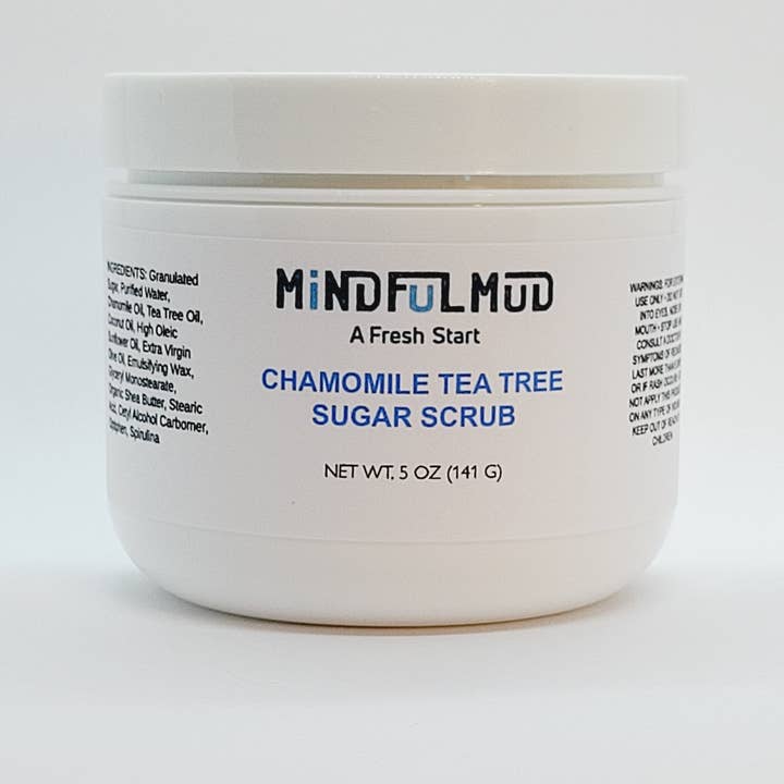 Kamille Tea Tree Exfoliërende Gezichtssuiker Scrub voor wholesale door Mindful Mud