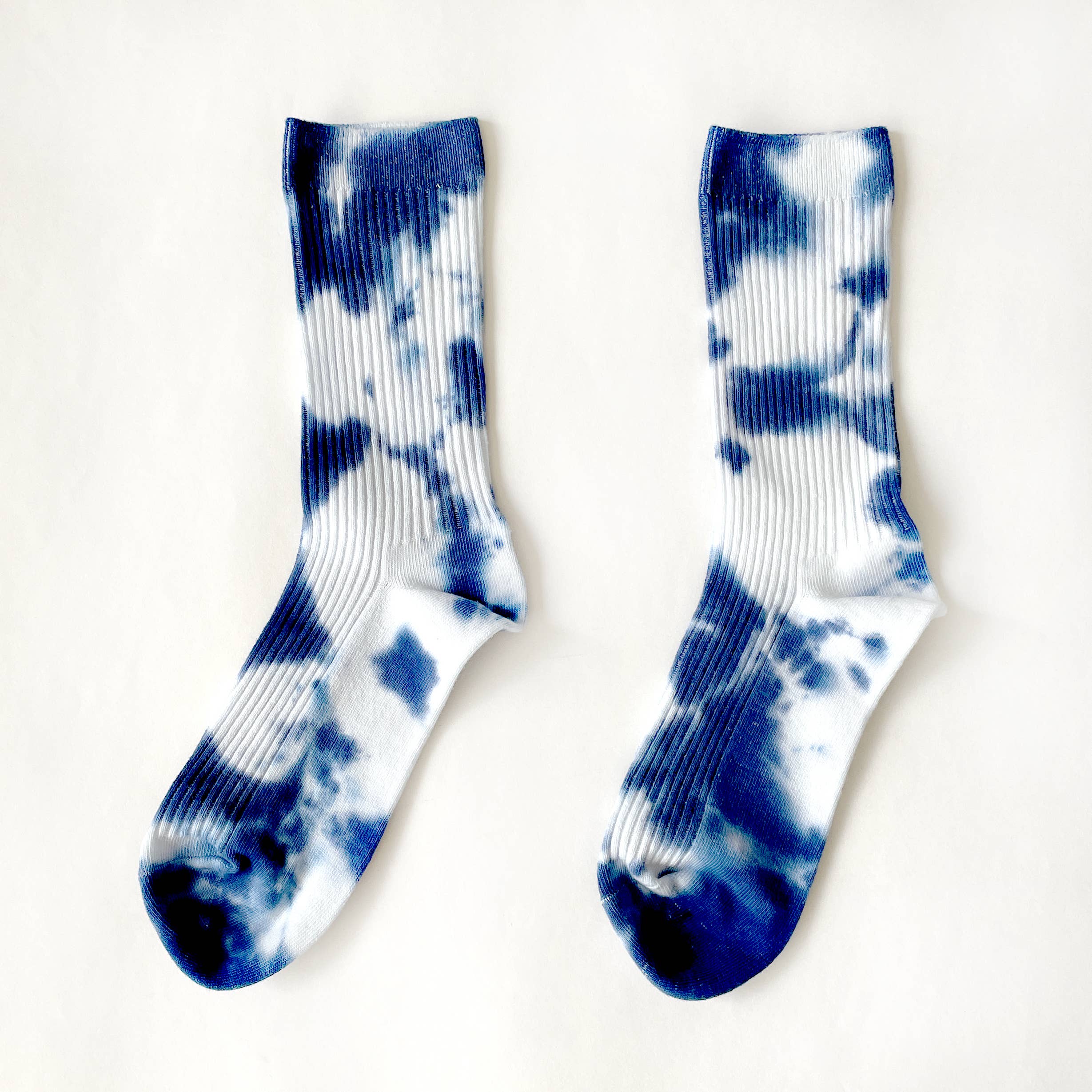 Merle Works - Wholesale Socks - Unisex - Indigo Tie-dye Dressy Socks1