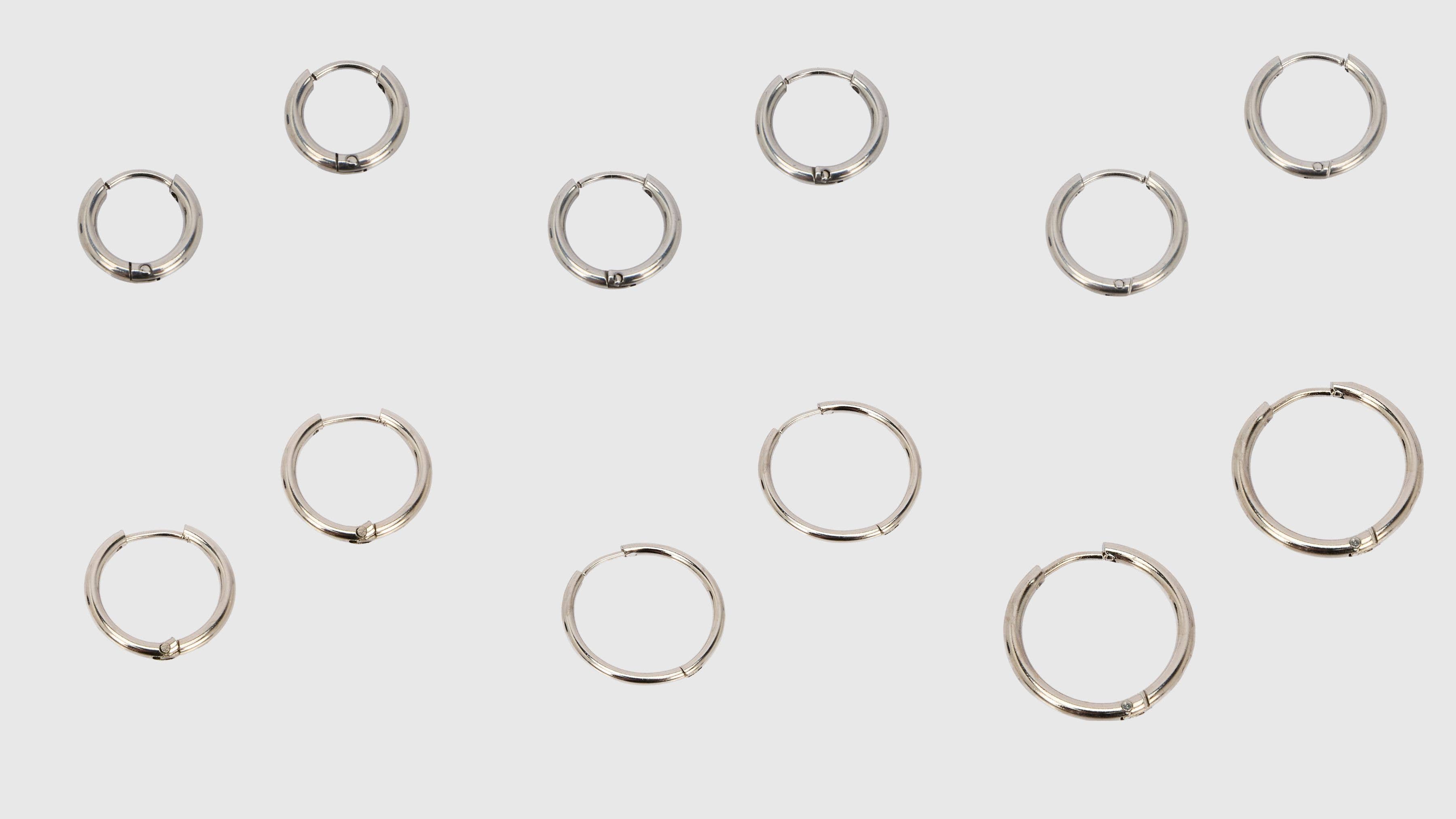 By Sookay - Wholesale Jewelry Stand & Display - Display of 18 silver stainless steel hoop earrings1