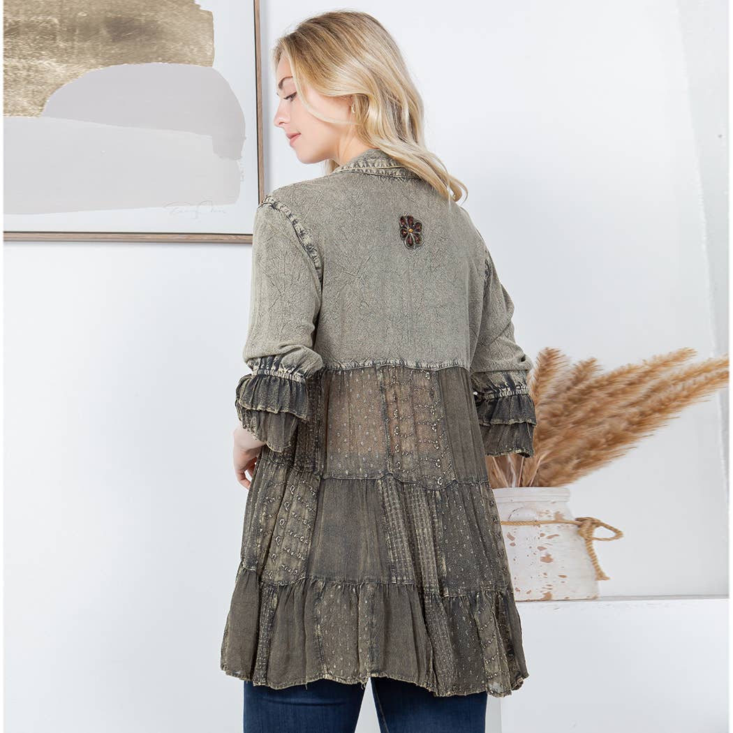 Young Threads - Vente Chemise à col boutonné – femme - Blouse brodée mexicaine pour femmes à taille froncée (NOUVEAU)1