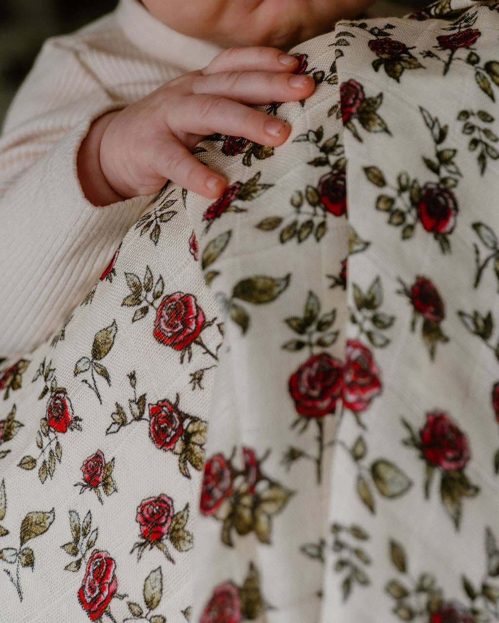 January Jane Shop - Wholesale Swaddle - Baby - Roses Blooming Swaddle6