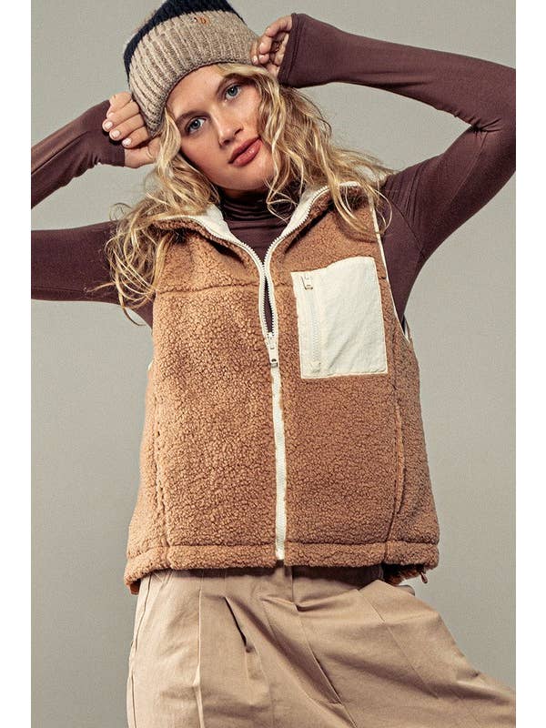 Urban Daizy - Wholesale Outerwear Vest - Women's - Dual Fleece Zipper Vest