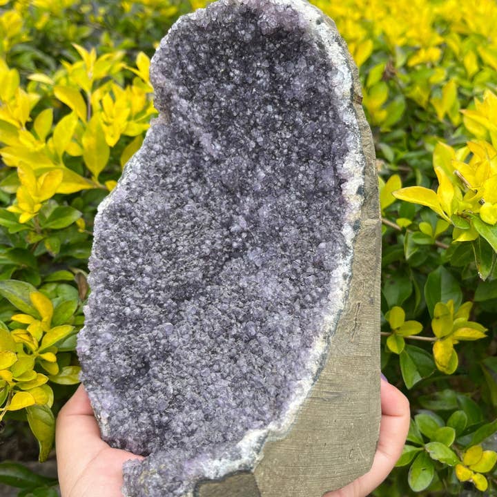 Ametist Ametist Geode Cave för wholesale på Faire4