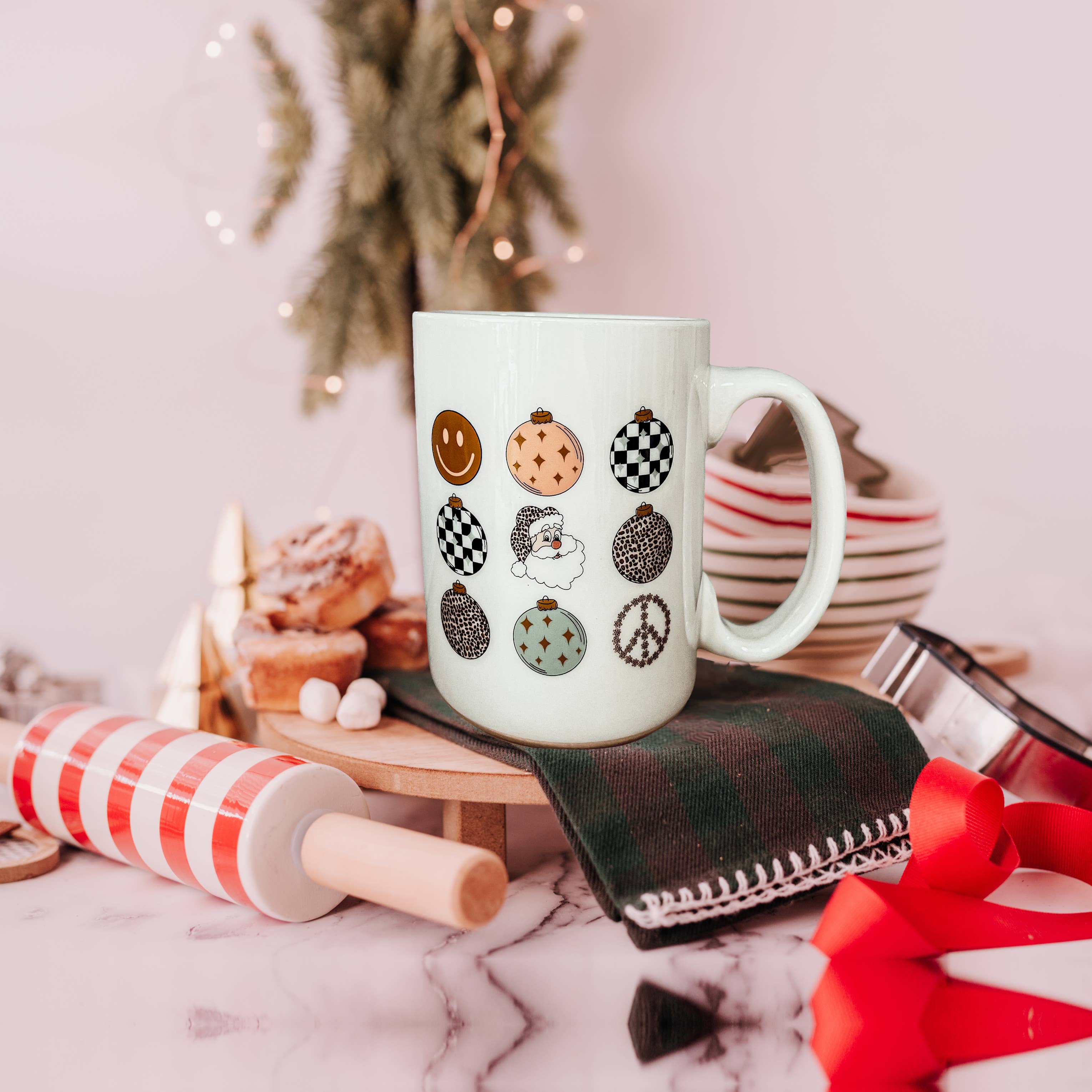 Gia Roma - Wholesale Christmas Decoration - Christmas Coffee Mugs Red Green, Holiday Home Decor & Gifts36