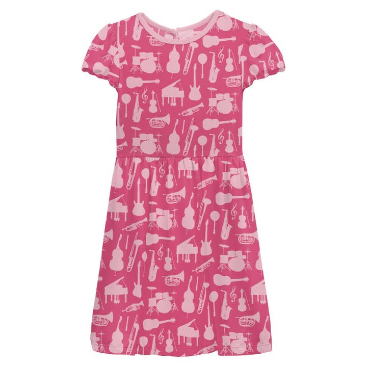 Robe à volants imprimée avec poches en Flamingo Jazz Band pour la vente par KicKee Pants